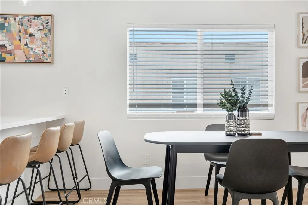 5814 7th Avenue, Los Angeles, California 90043 home-pic-7